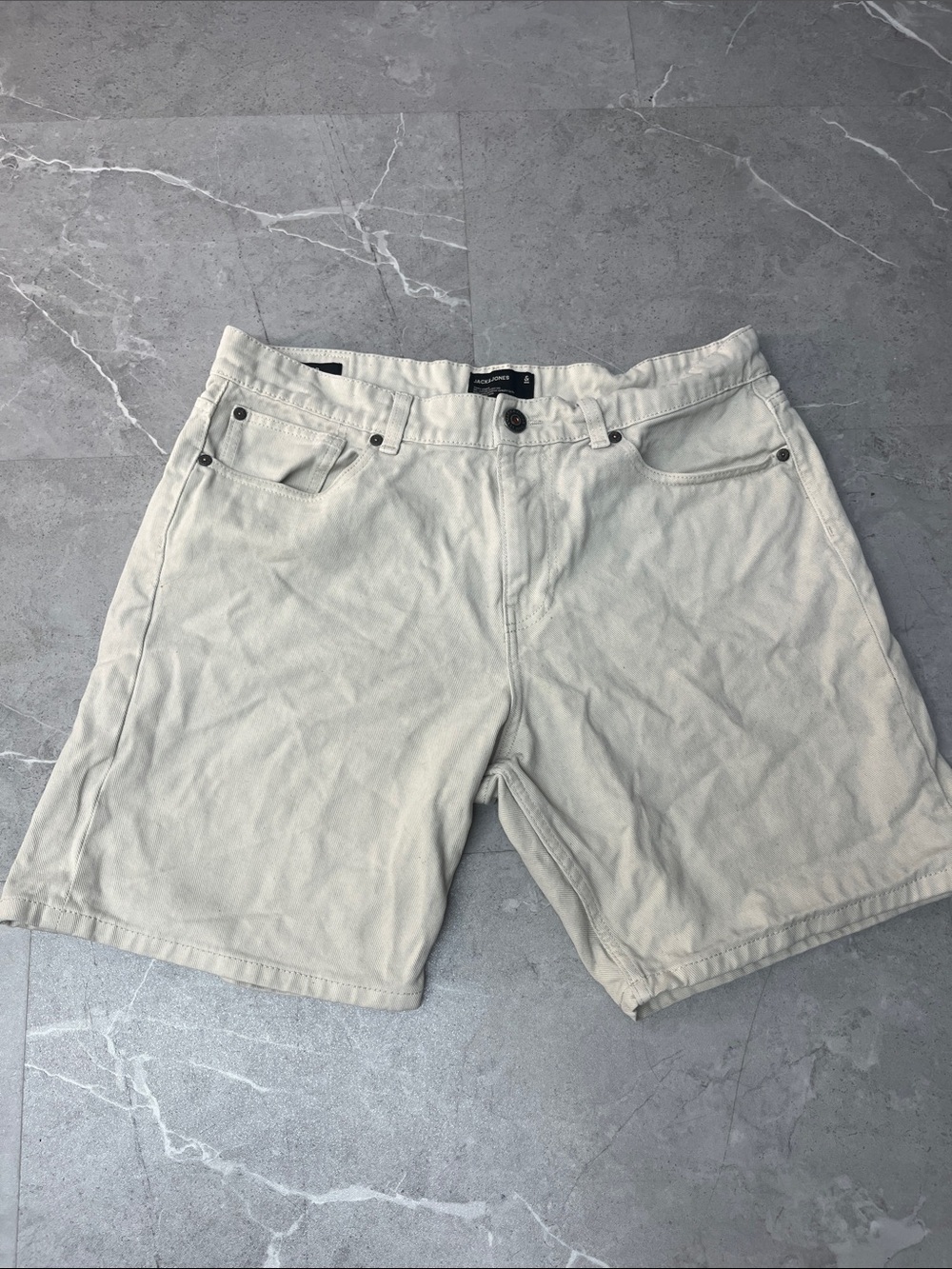 Jack and Jones Men's Flat-Front Shorts in Light Beige